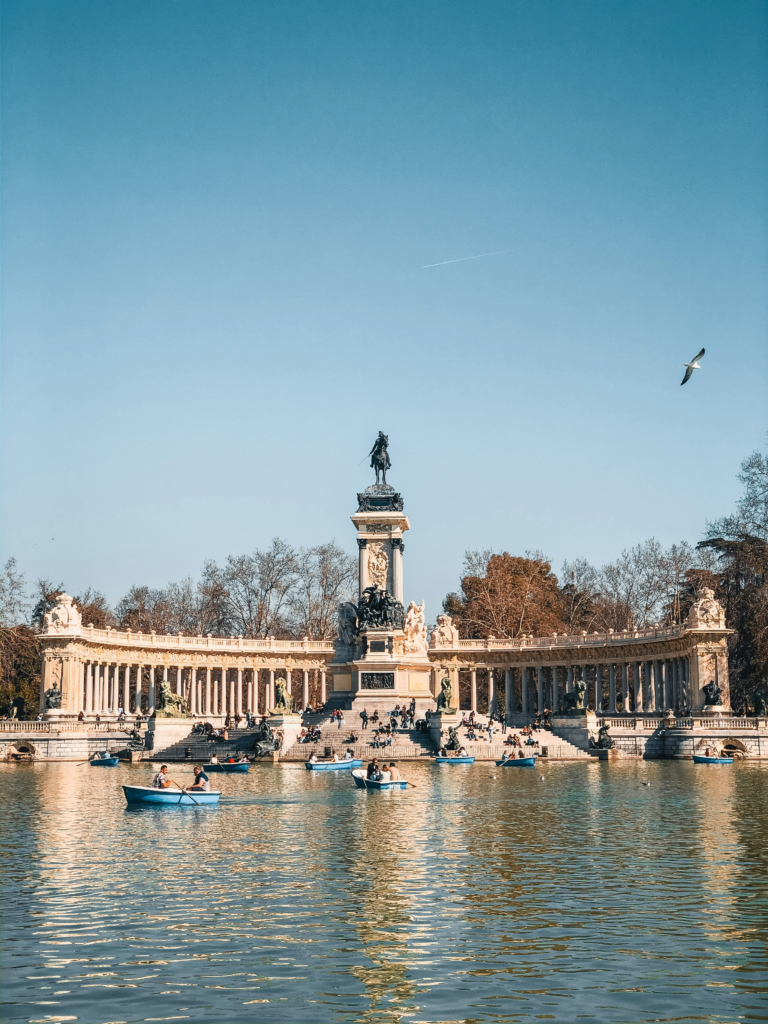 El Retiro Park in Madrid, offering green space and relaxation for international MBA students.