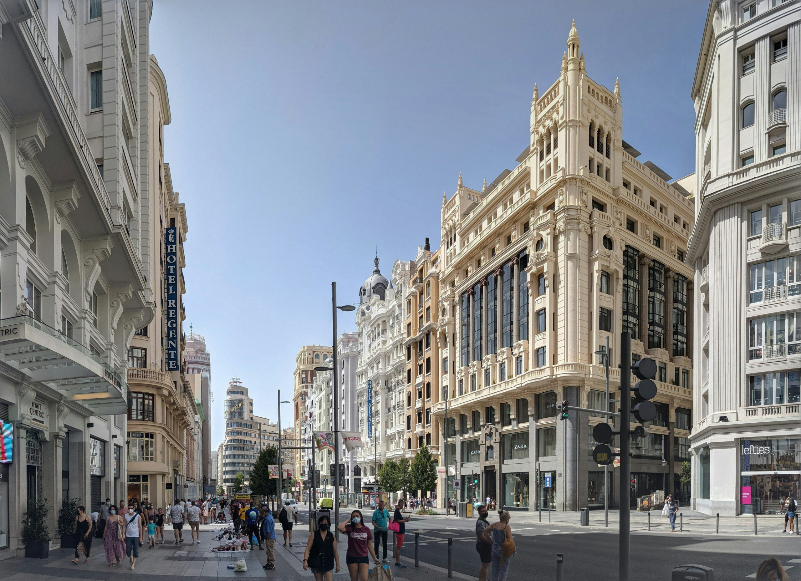 MBA in Spain from Colombia — Gran Vía Madrid