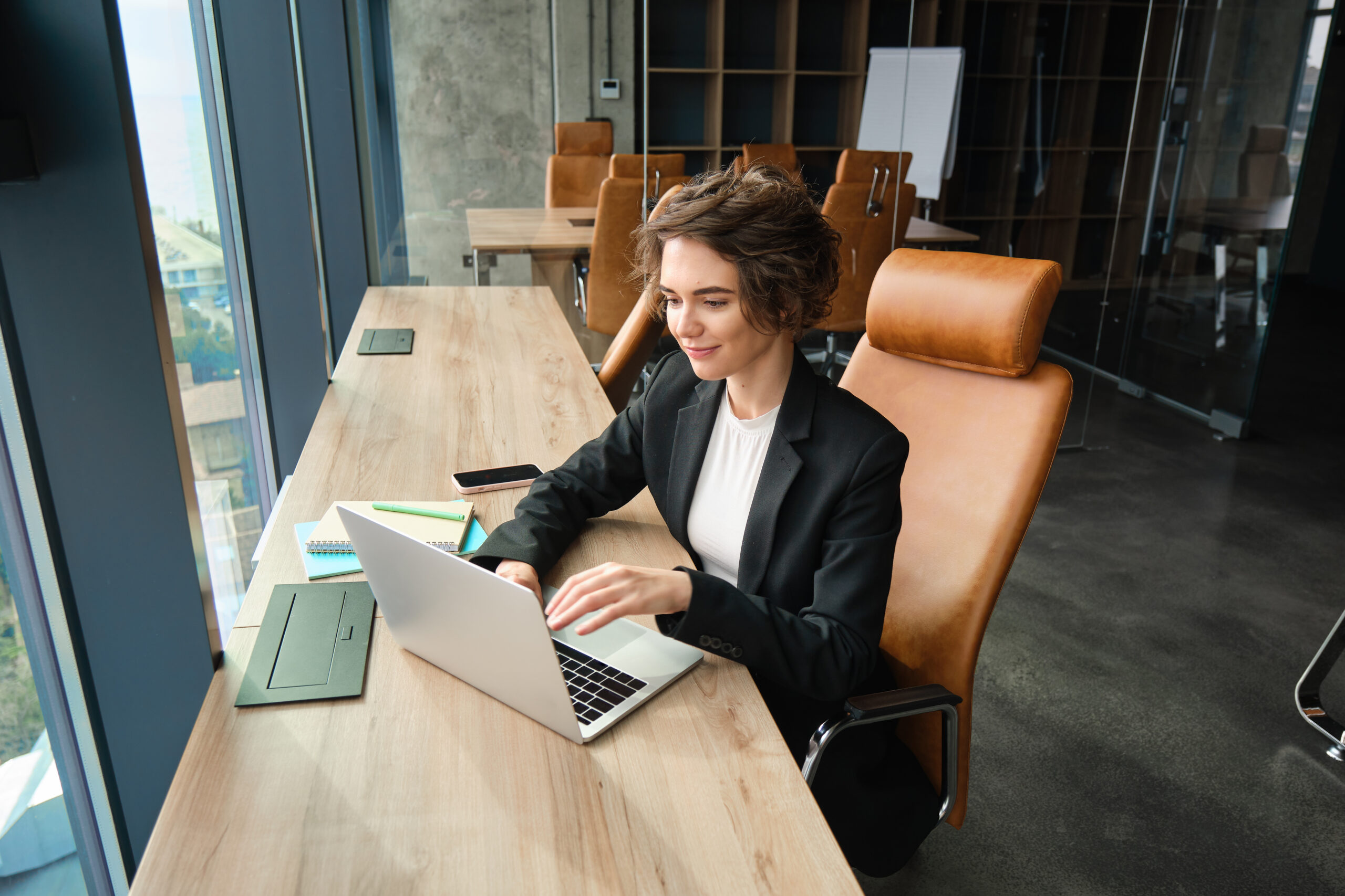 MBA in Spain vs UK — Professional at work
